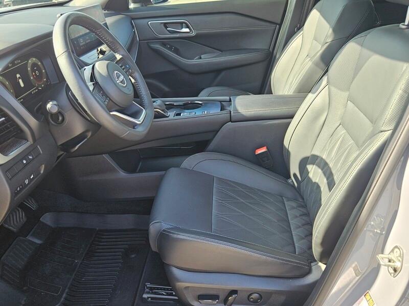 used 2024 Nissan Rogue car, priced at $33,518