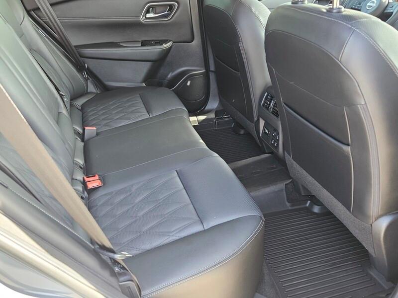 used 2024 Nissan Rogue car, priced at $33,518