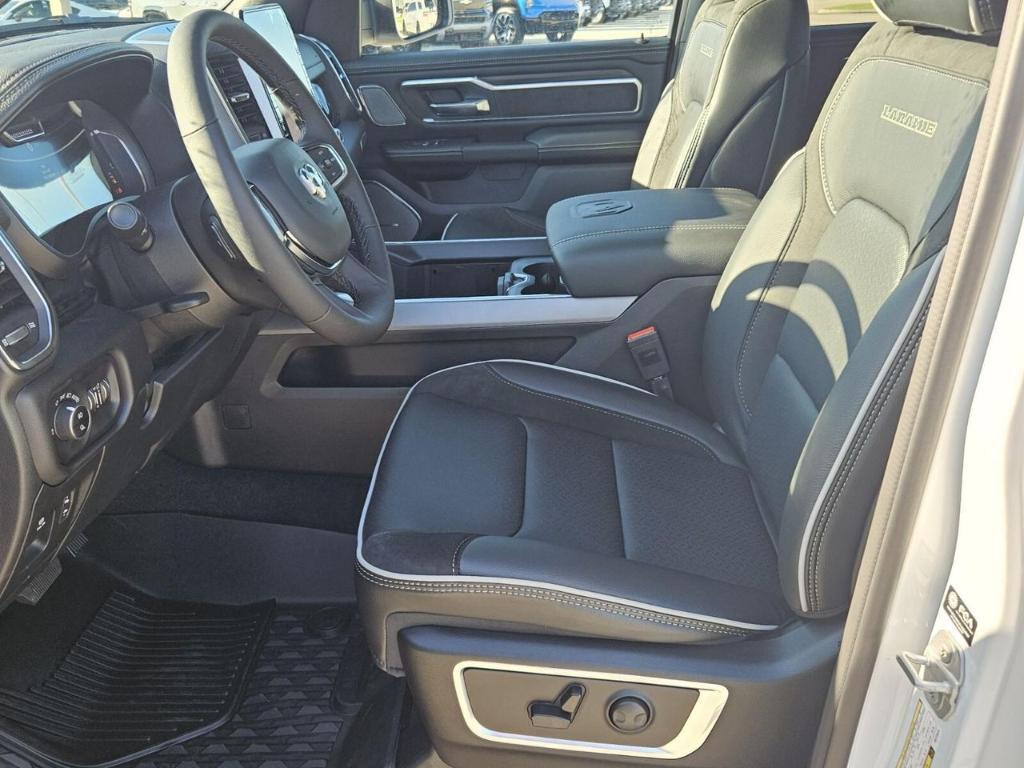 new 2025 Ram 1500 car, priced at $54,285
