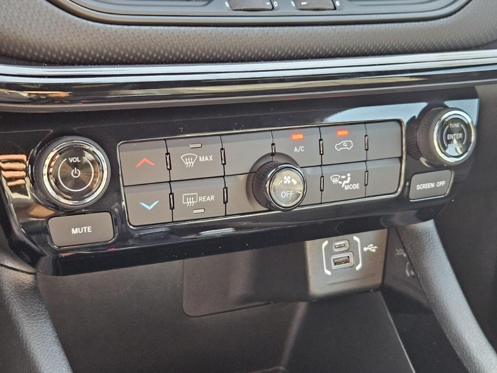 new 2025 Jeep Compass car, priced at $28,432