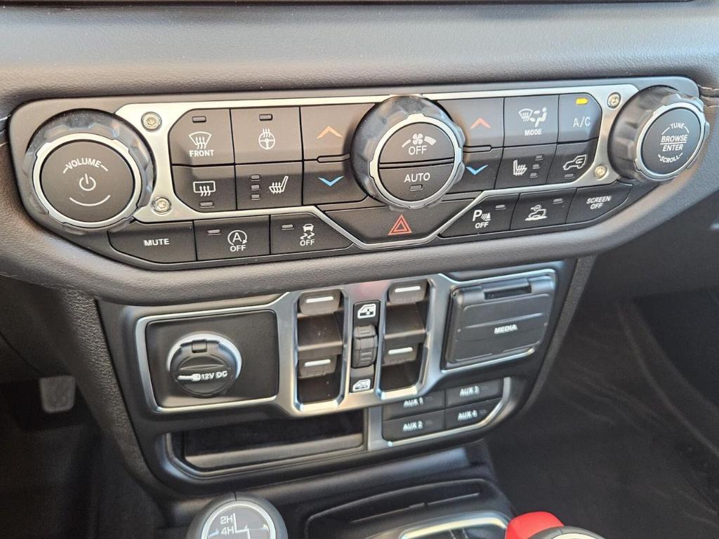 new 2025 Jeep Wrangler car, priced at $51,093