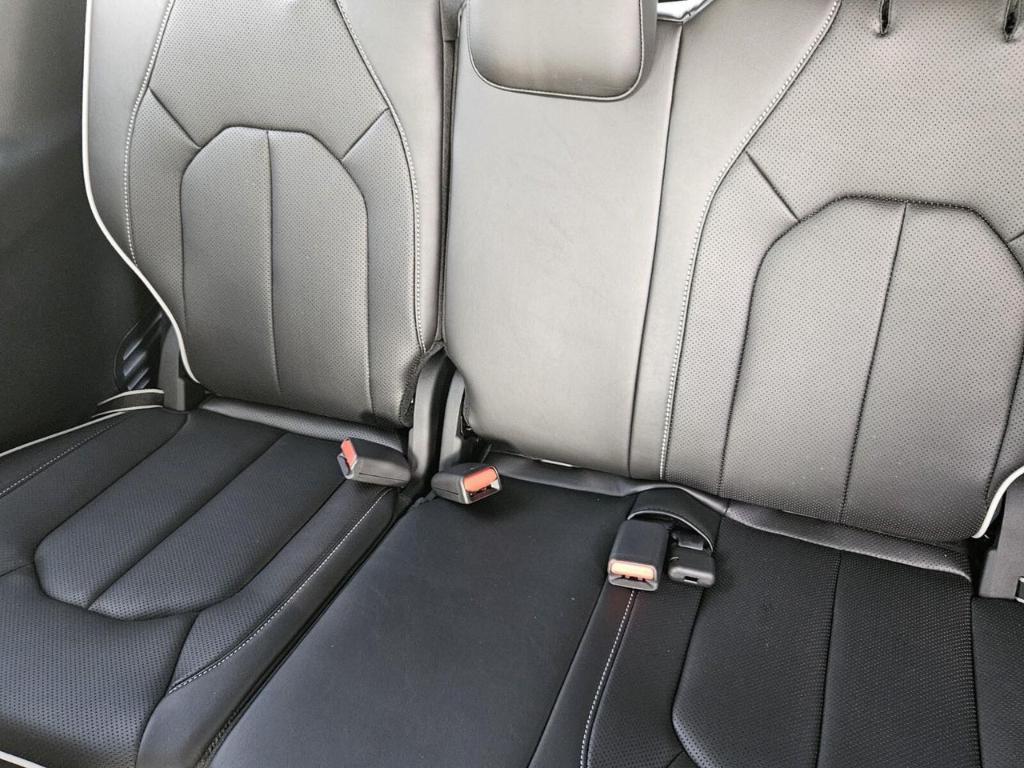 new 2025 Chrysler Pacifica car, priced at $47,041