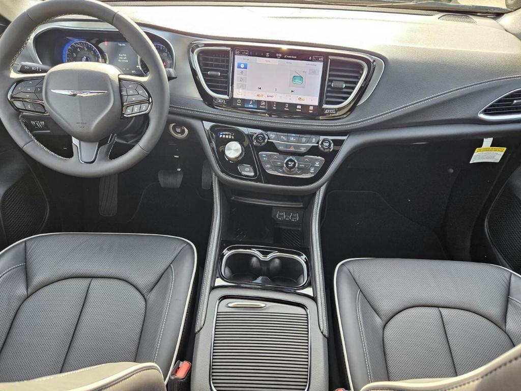 new 2025 Chrysler Pacifica car, priced at $47,041