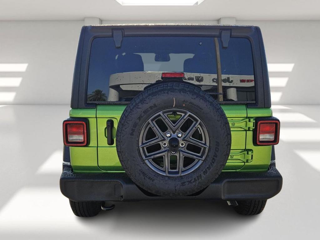 new 2025 Jeep Wrangler car, priced at $40,612