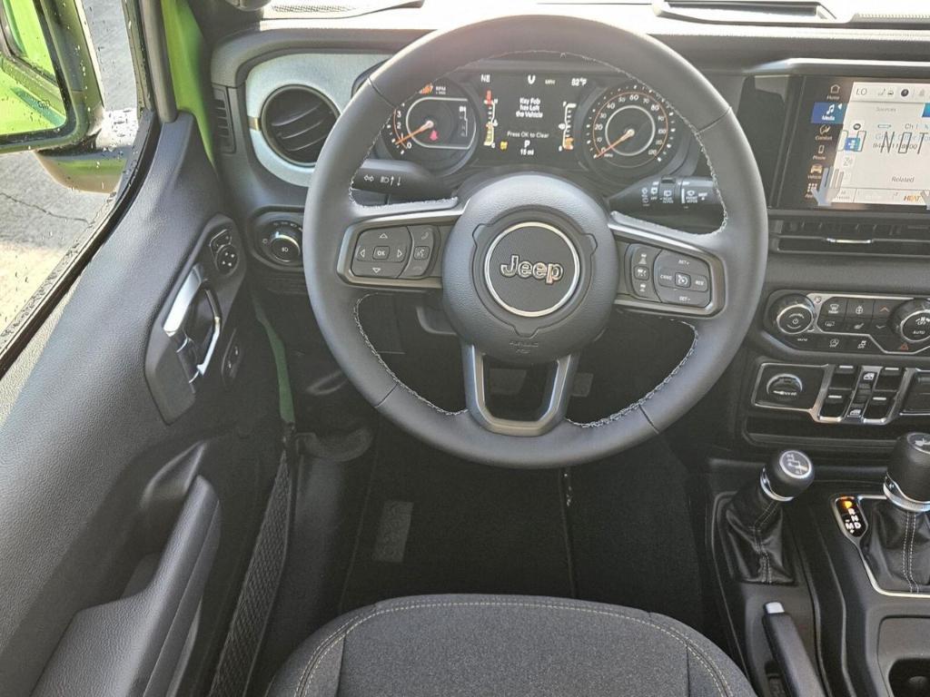 new 2025 Jeep Wrangler car, priced at $40,612