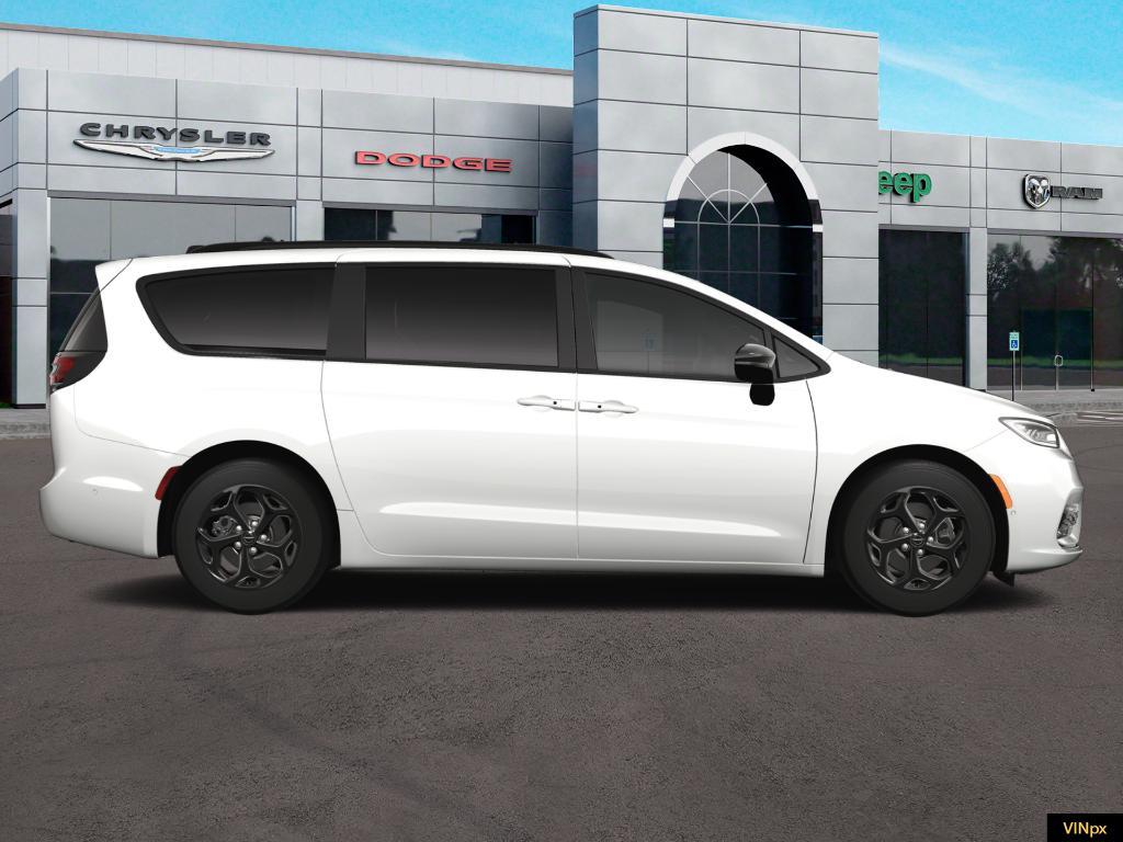 new 2025 Chrysler Pacifica Hybrid car, priced at $50,641