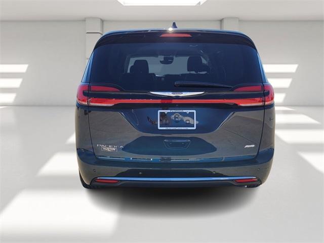 new 2024 Chrysler Pacifica car, priced at $41,445