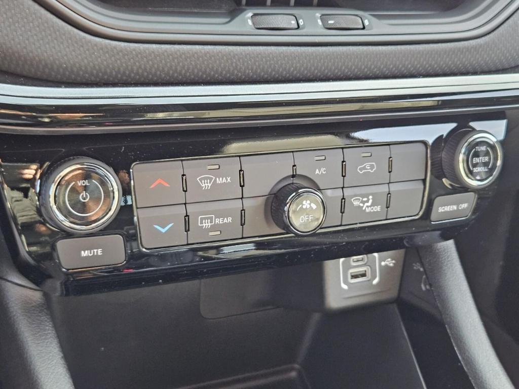 new 2026 Jeep Compass car, priced at $29,577