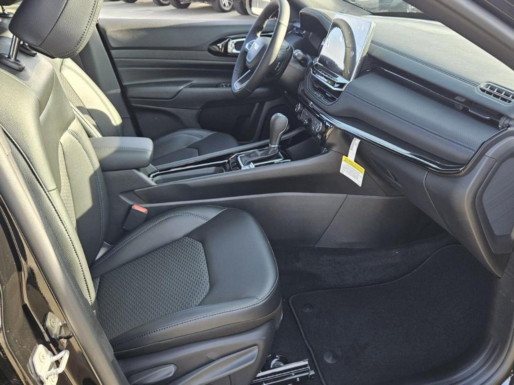 new 2026 Jeep Compass car, priced at $29,577