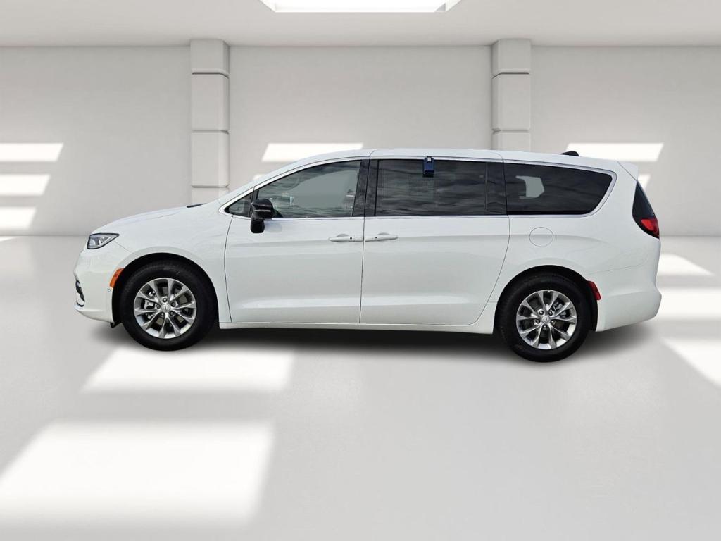 new 2026 Chrysler Pacifica car, priced at $41,286