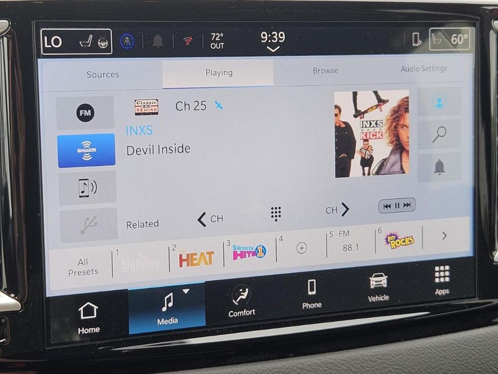 new 2025 Chrysler Voyager car, priced at $39,134