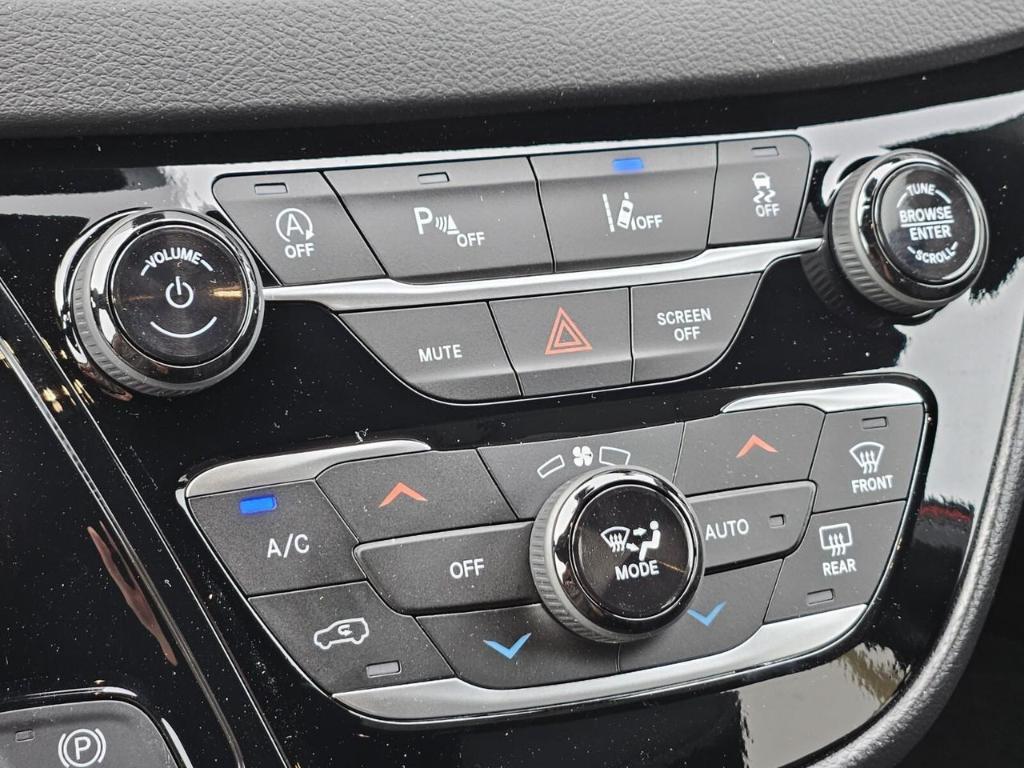 new 2025 Chrysler Voyager car, priced at $39,511