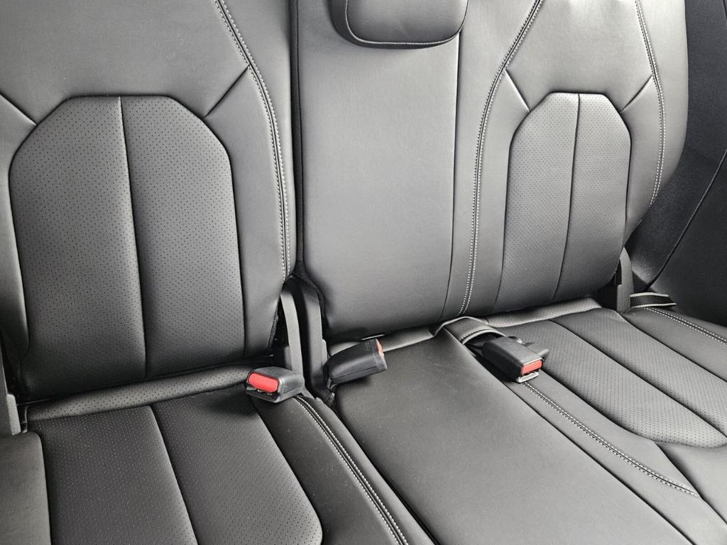 new 2025 Chrysler Voyager car, priced at $39,511