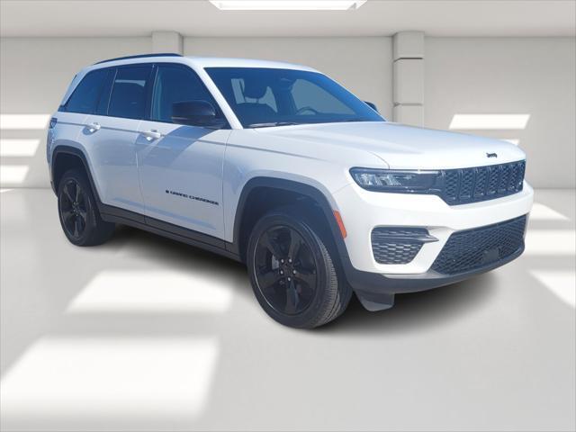 new 2024 Jeep Grand Cherokee car, priced at $41,830