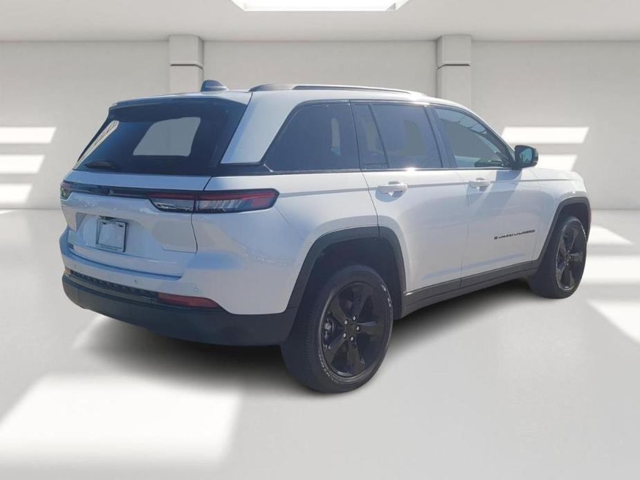 new 2024 Jeep Grand Cherokee car, priced at $41,830