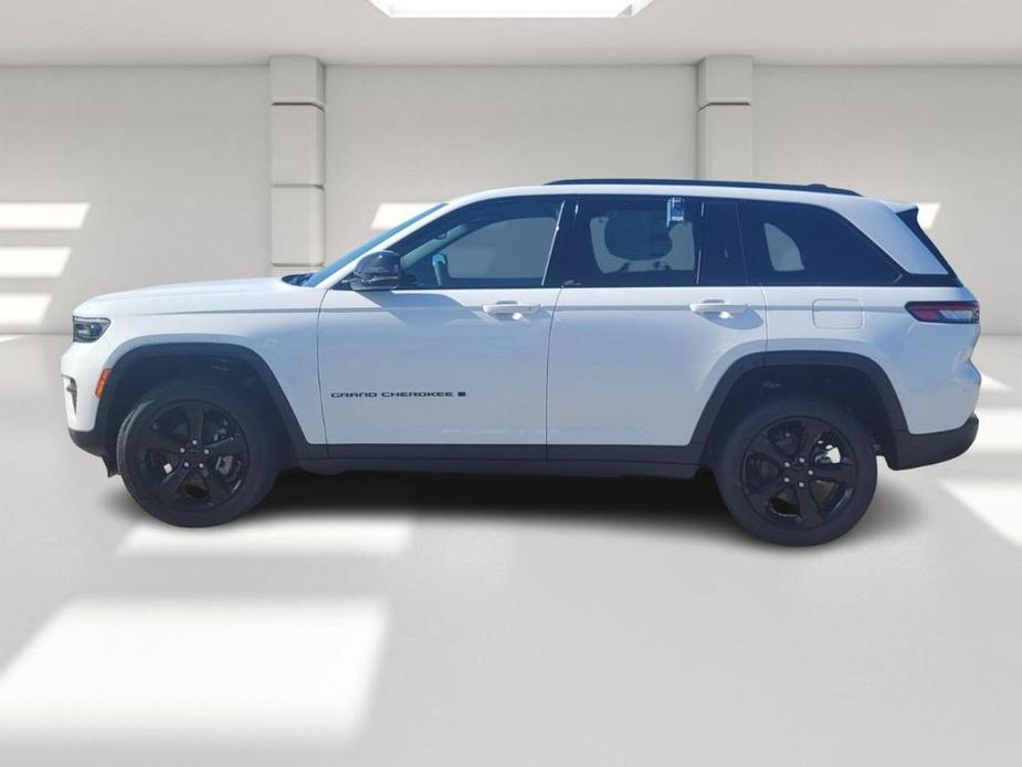 new 2024 Jeep Grand Cherokee car, priced at $41,830