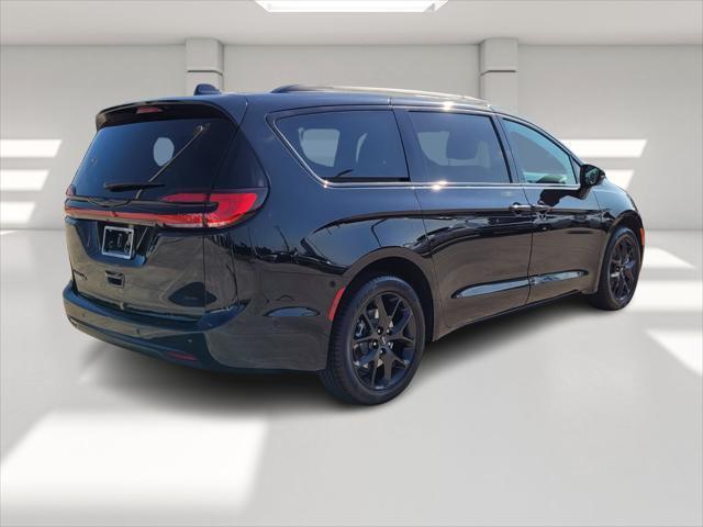 new 2024 Chrysler Pacifica car, priced at $42,940