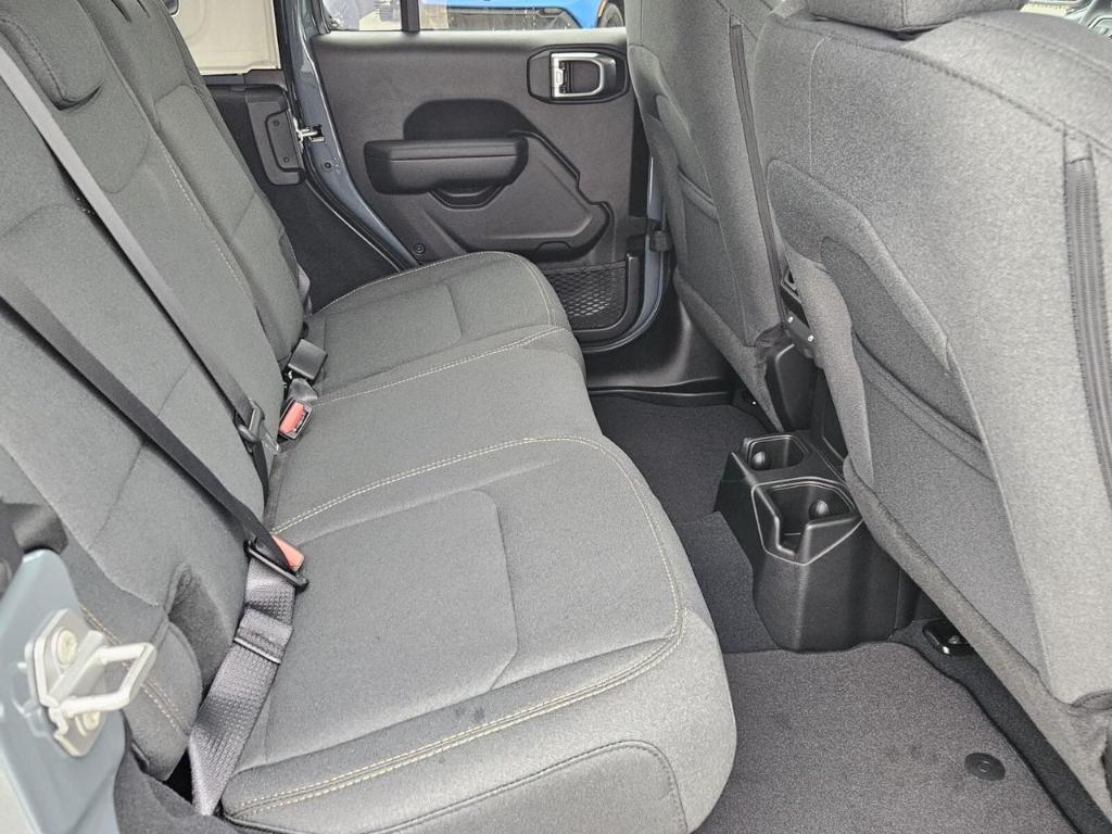new 2025 Jeep Wrangler car, priced at $39,689