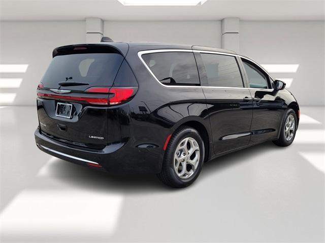 new 2024 Chrysler Pacifica car, priced at $46,820