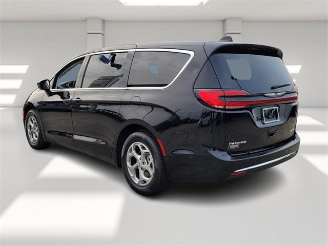 new 2024 Chrysler Pacifica car, priced at $46,820