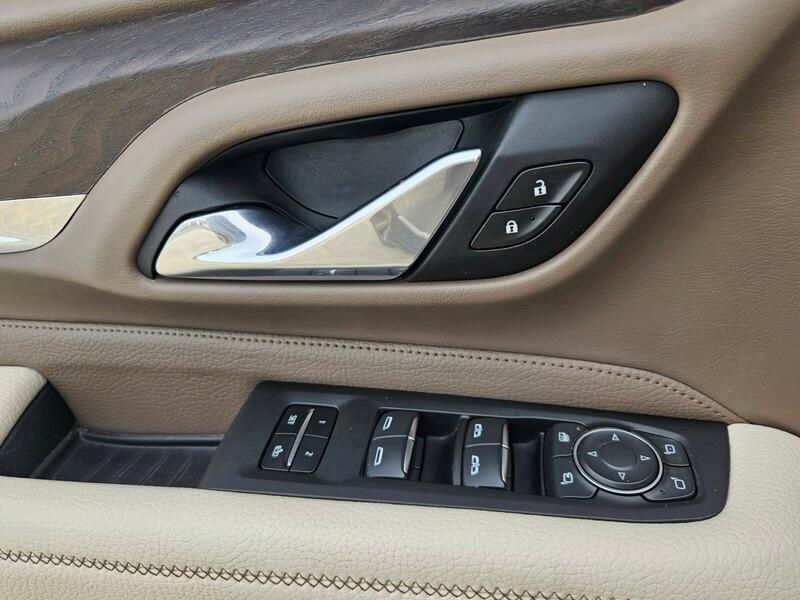 used 2021 GMC Yukon car, priced at $45,999