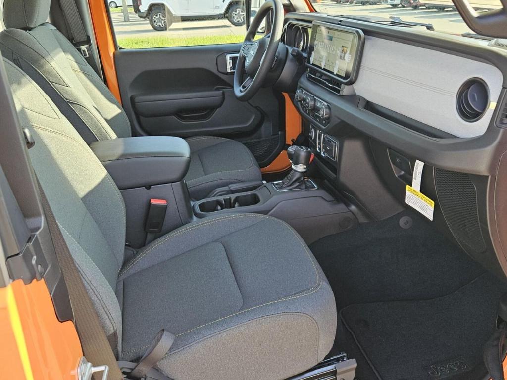 new 2025 Jeep Wrangler car, priced at $33,663