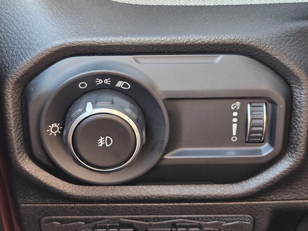new 2025 Jeep Wrangler car, priced at $33,663