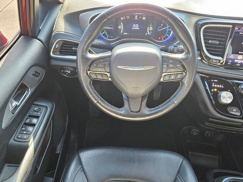 used 2021 Chrysler Pacifica Hybrid car, priced at $24,850