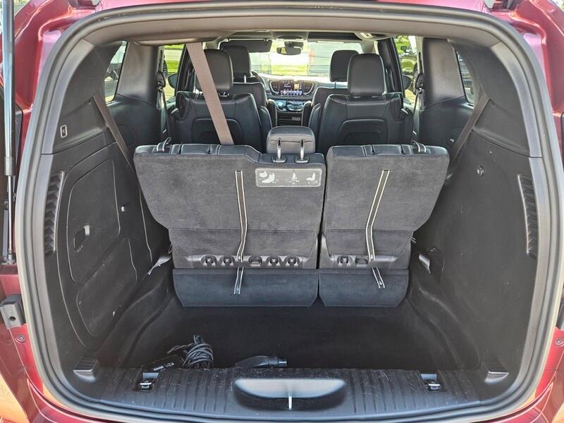 used 2021 Chrysler Pacifica Hybrid car, priced at $24,850