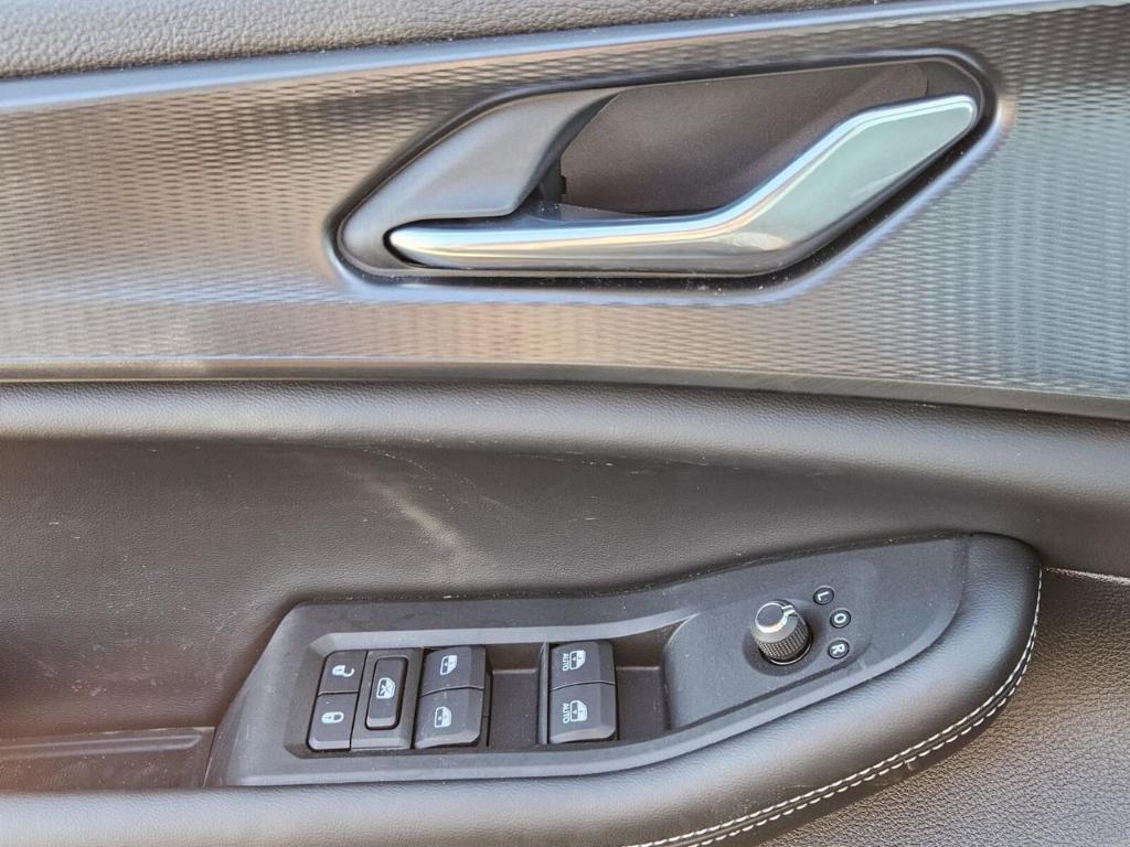 new 2025 Jeep Grand Cherokee L car, priced at $43,806