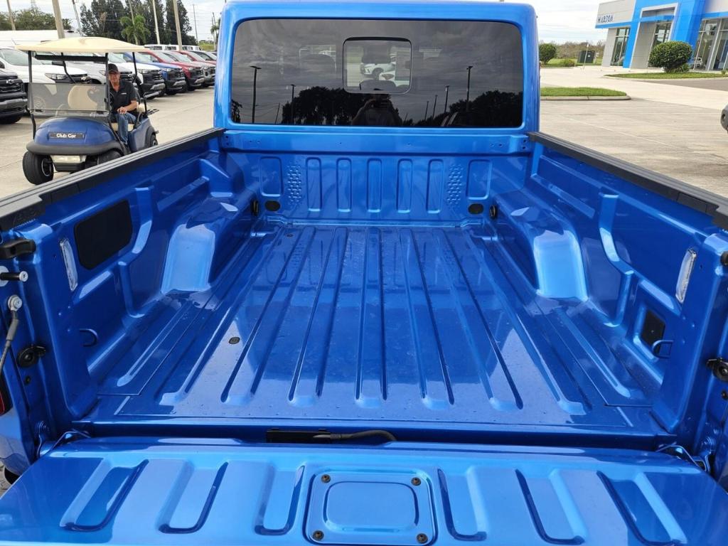 new 2025 Jeep Gladiator car, priced at $48,514