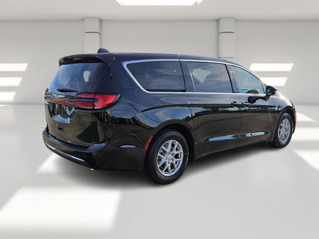 new 2026 Chrysler Pacifica car, priced at $37,965