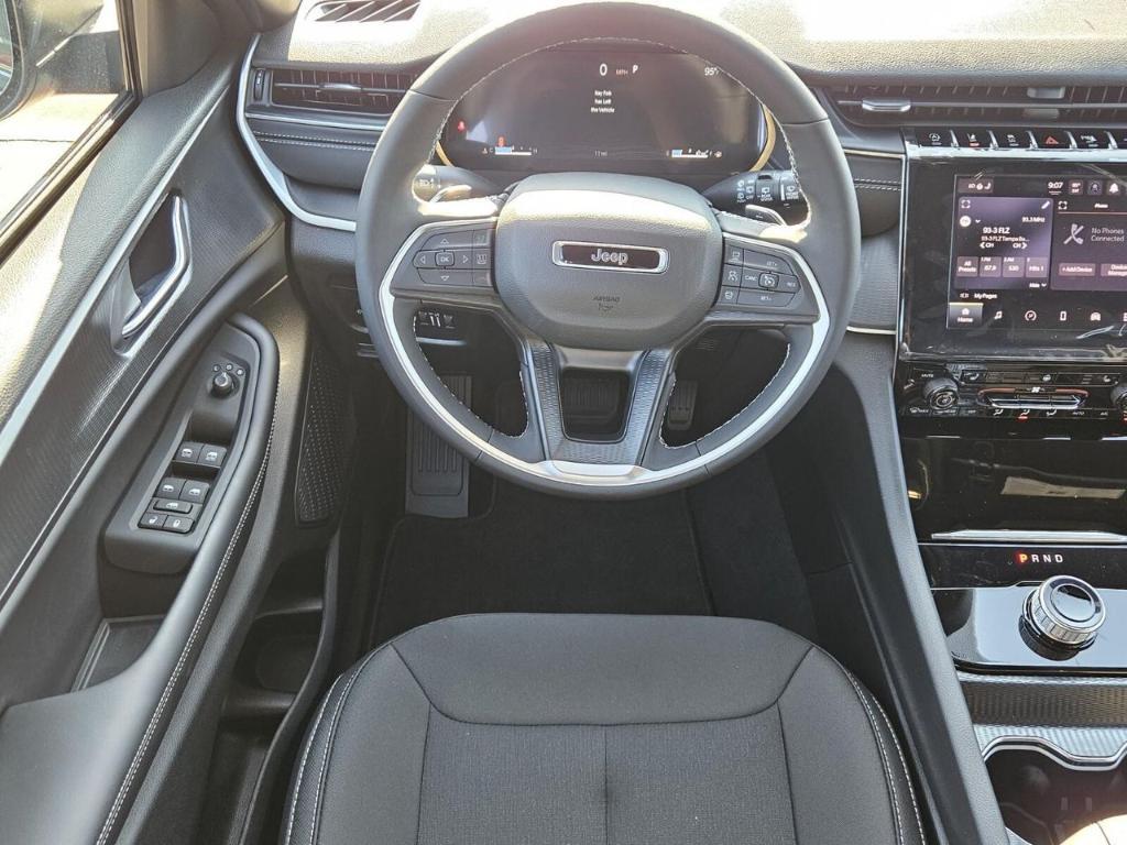 new 2025 Jeep Grand Cherokee L car, priced at $39,297