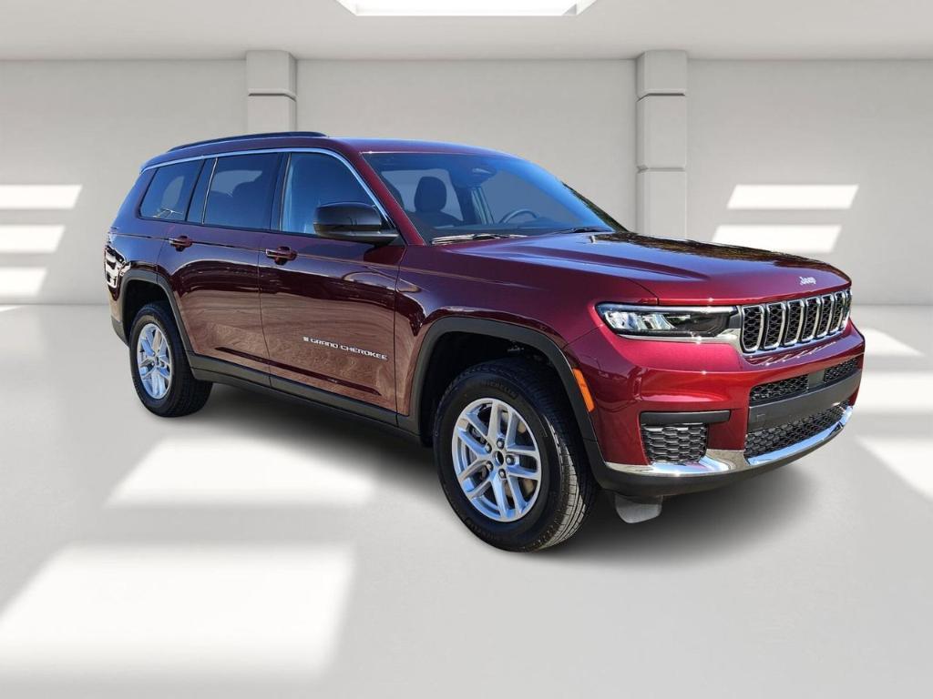 new 2025 Jeep Grand Cherokee L car, priced at $39,297