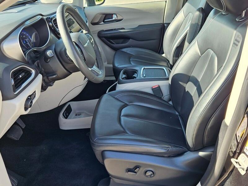 used 2023 Chrysler Pacifica car, priced at $22,999
