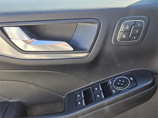 used 2022 Ford Escape car, priced at $19,999