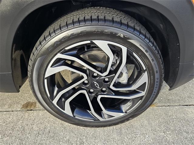 used 2024 Chevrolet TrailBlazer car, priced at $22,574