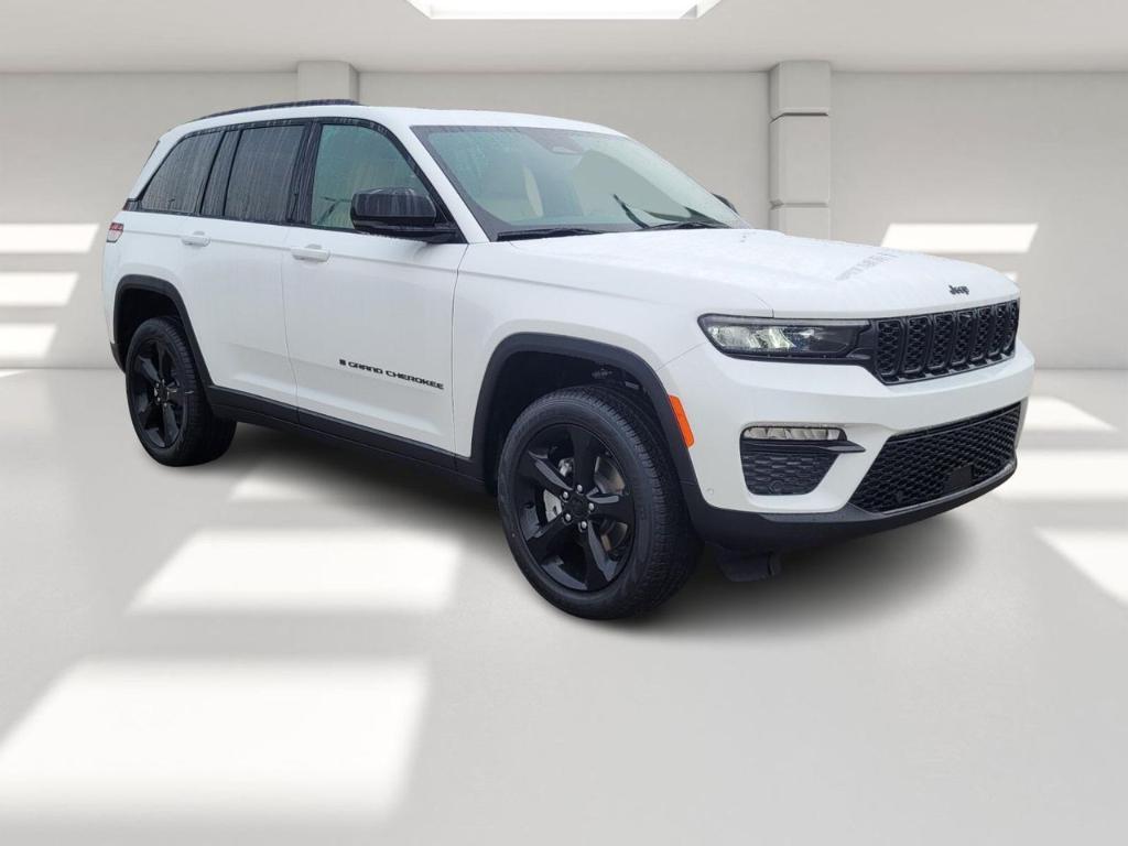 new 2025 Jeep Grand Cherokee car, priced at $48,896