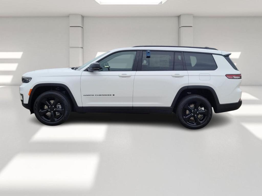 new 2025 Jeep Grand Cherokee L car, priced at $45,960