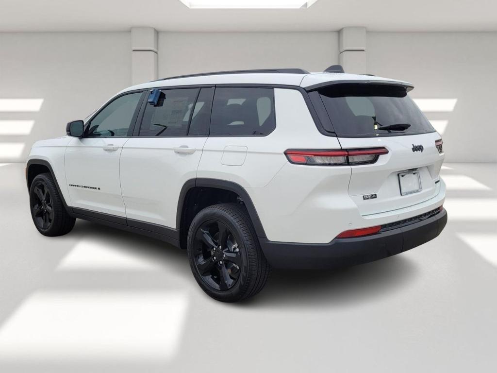 new 2025 Jeep Grand Cherokee L car, priced at $45,960