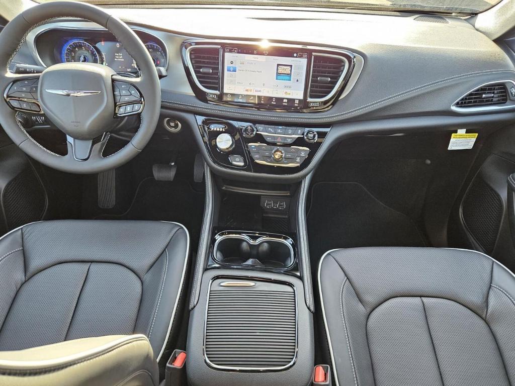 new 2025 Chrysler Pacifica car, priced at $46,975