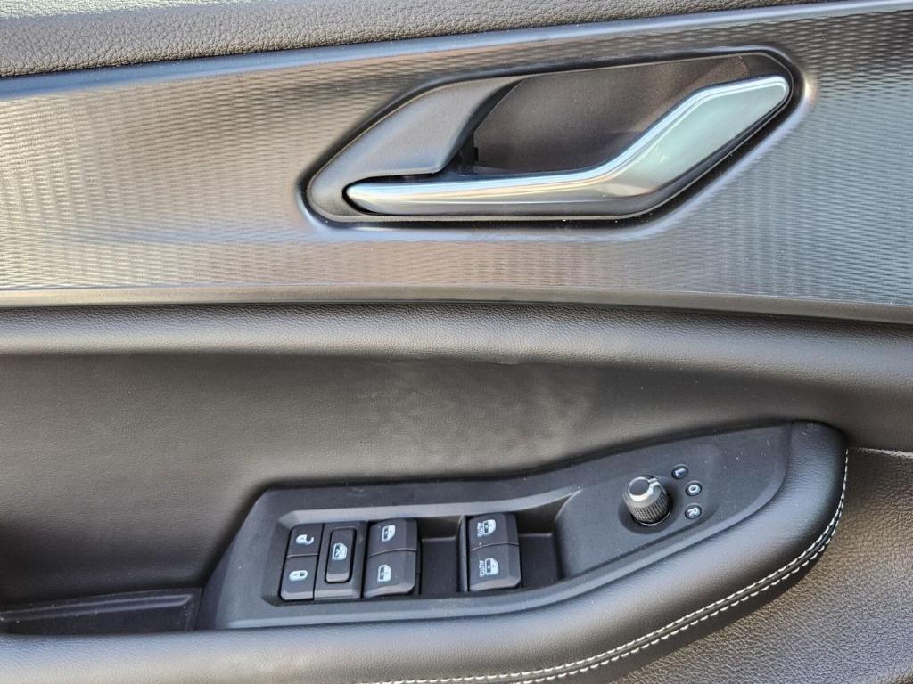 new 2025 Jeep Grand Cherokee L car, priced at $44,885