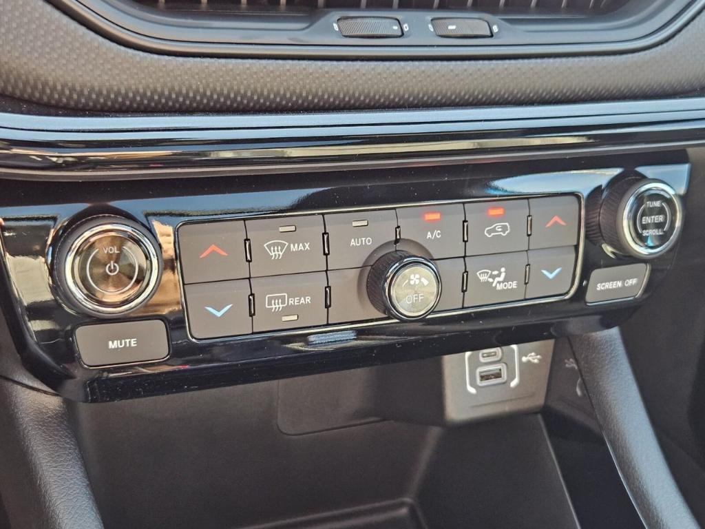 new 2025 Jeep Compass car, priced at $36,716