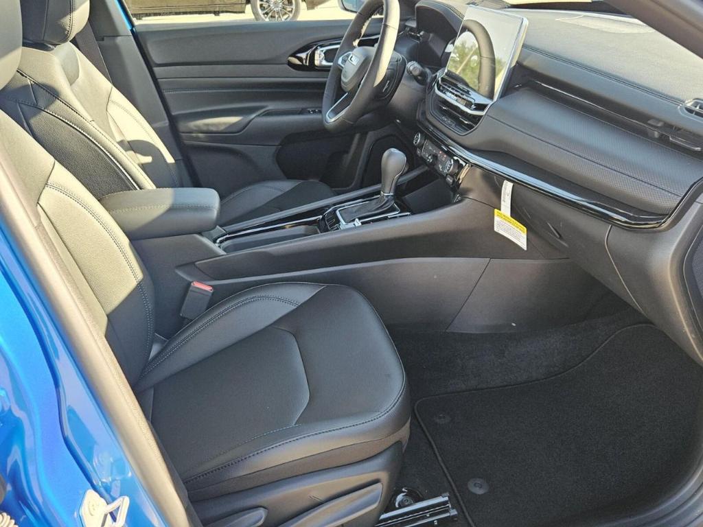new 2025 Jeep Compass car, priced at $36,716