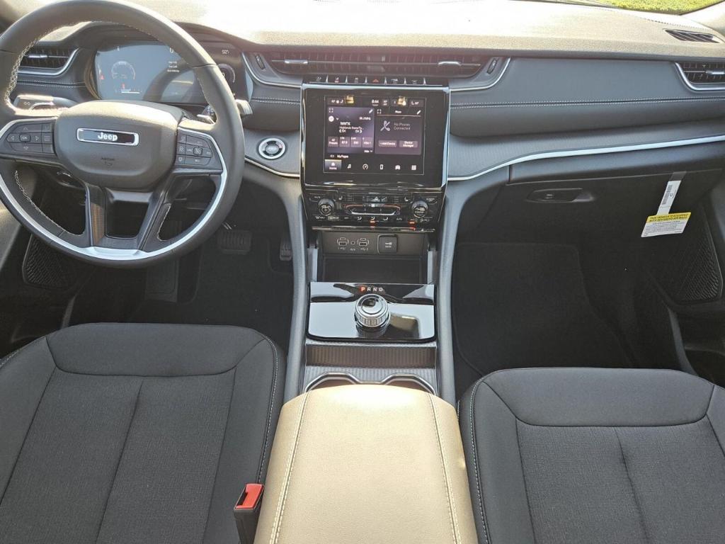 new 2025 Jeep Grand Cherokee L car, priced at $38,547