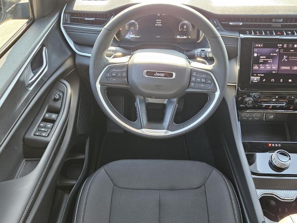 new 2025 Jeep Grand Cherokee L car, priced at $38,547