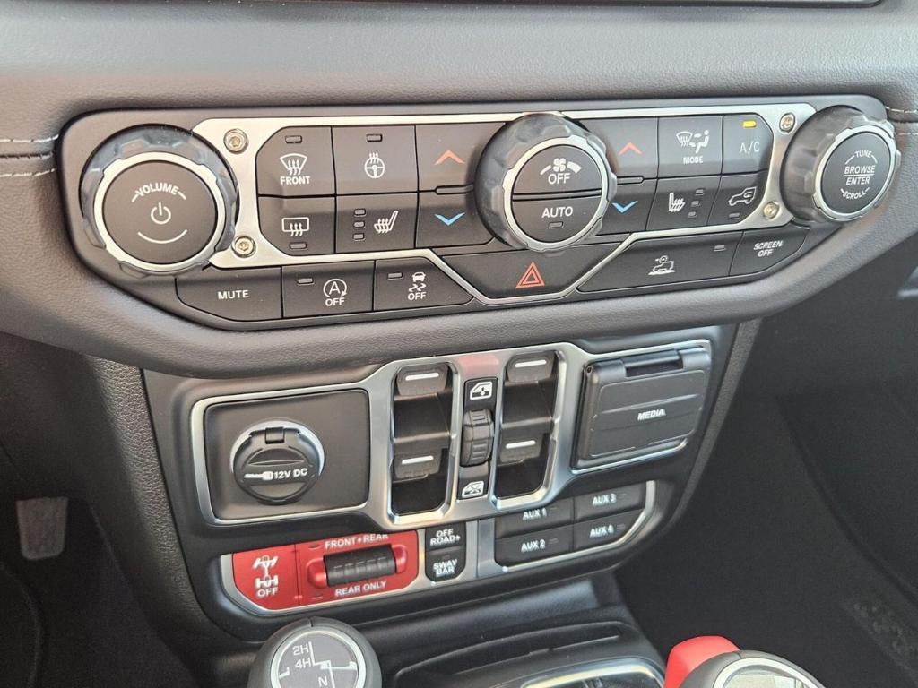 new 2025 Jeep Gladiator car, priced at $48,514