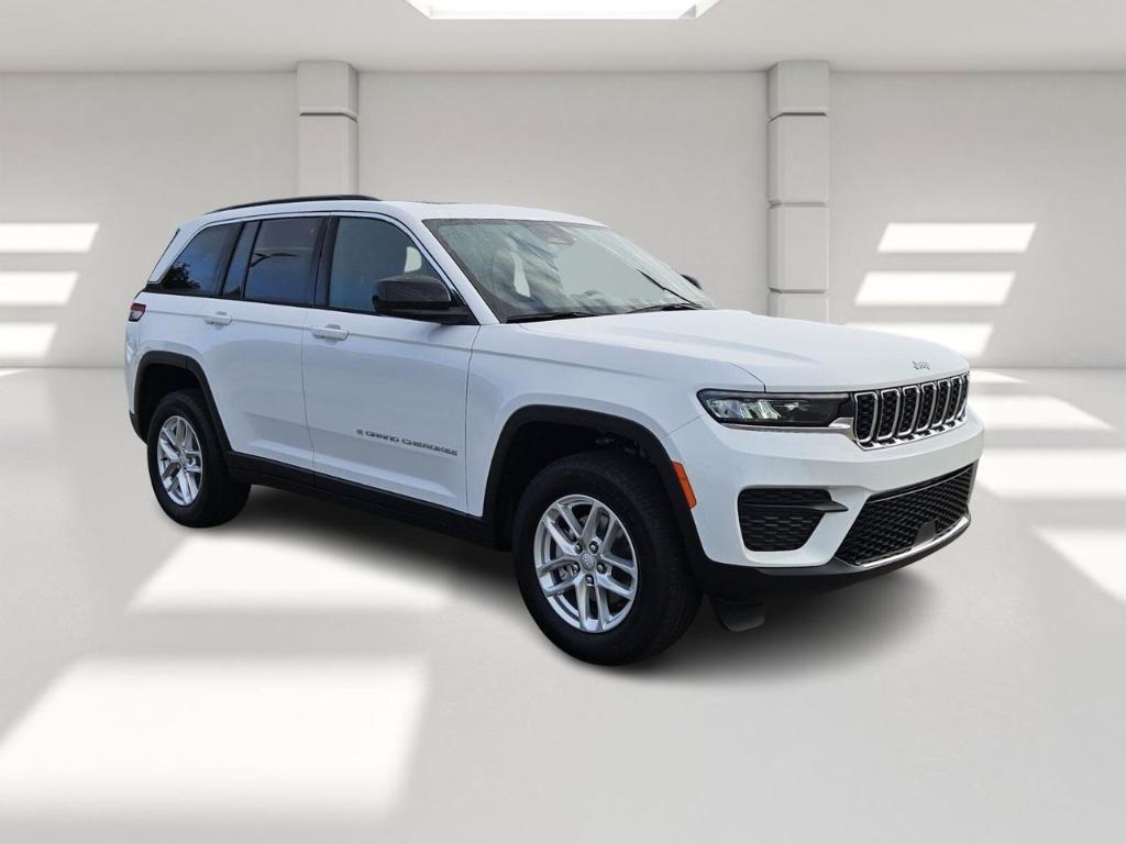 new 2025 Jeep Grand Cherokee car, priced at $34,972