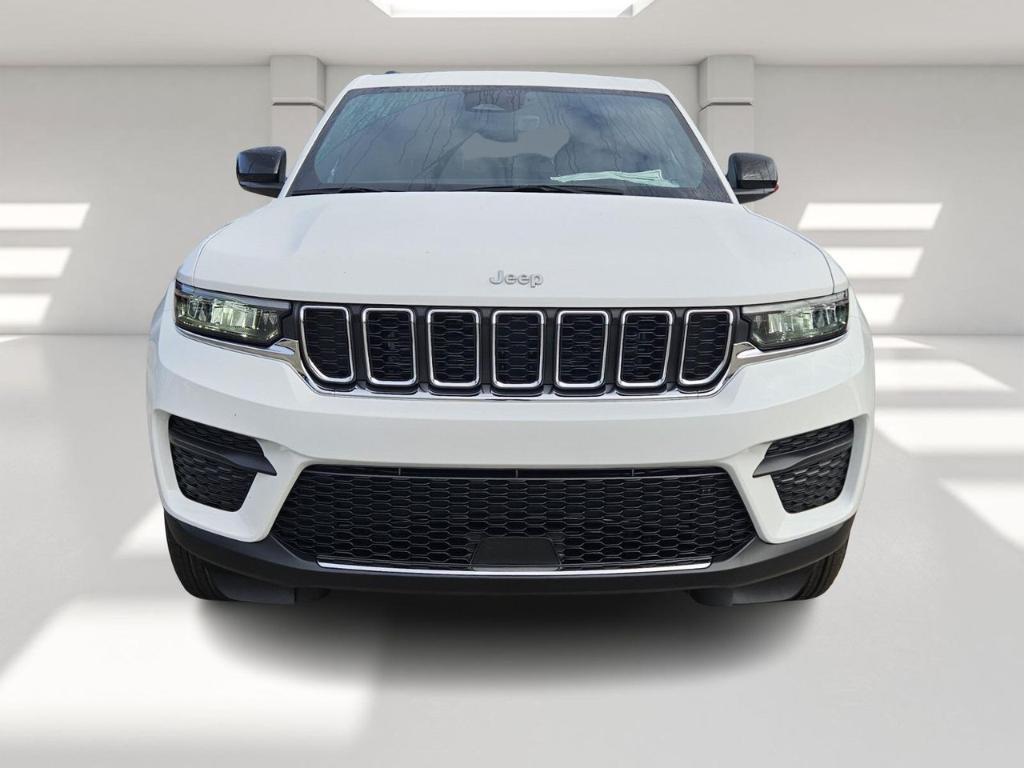 new 2025 Jeep Grand Cherokee car, priced at $34,972