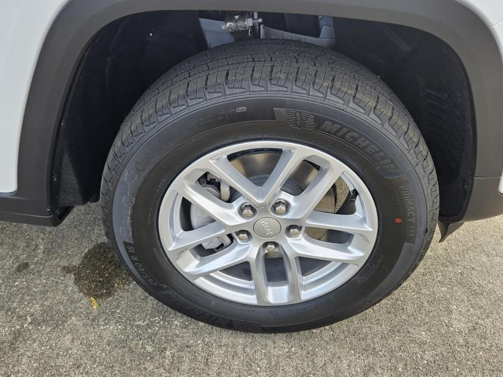 new 2025 Jeep Grand Cherokee car, priced at $34,972